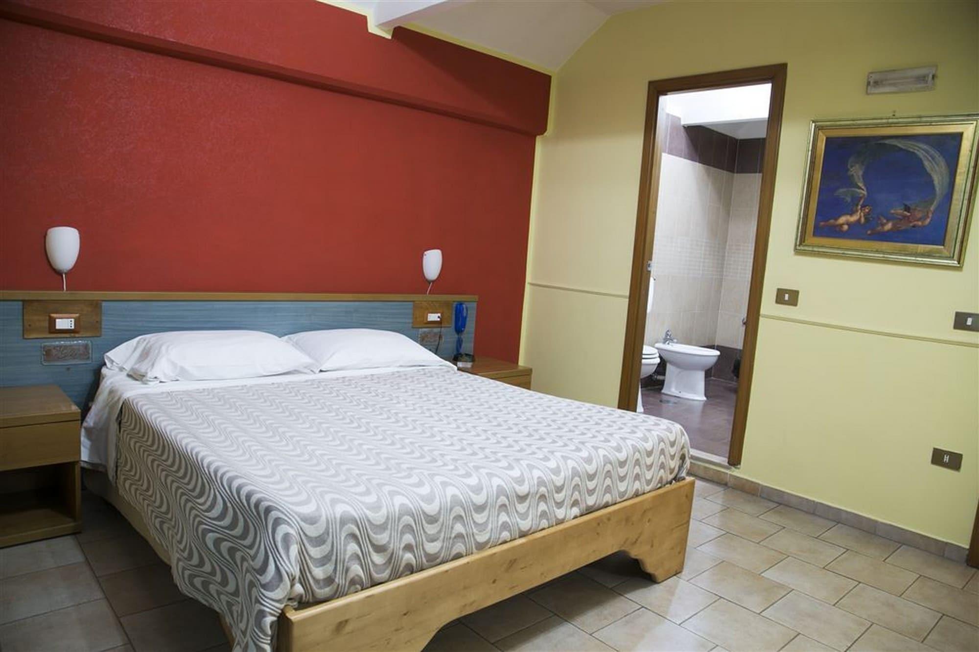 Hotel Martini Casavatore Esterno foto