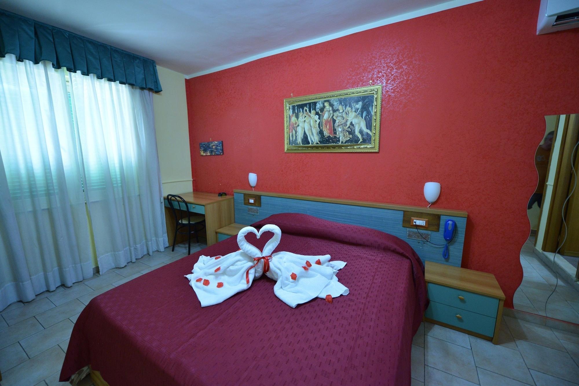 Hotel Martini Casavatore Esterno foto