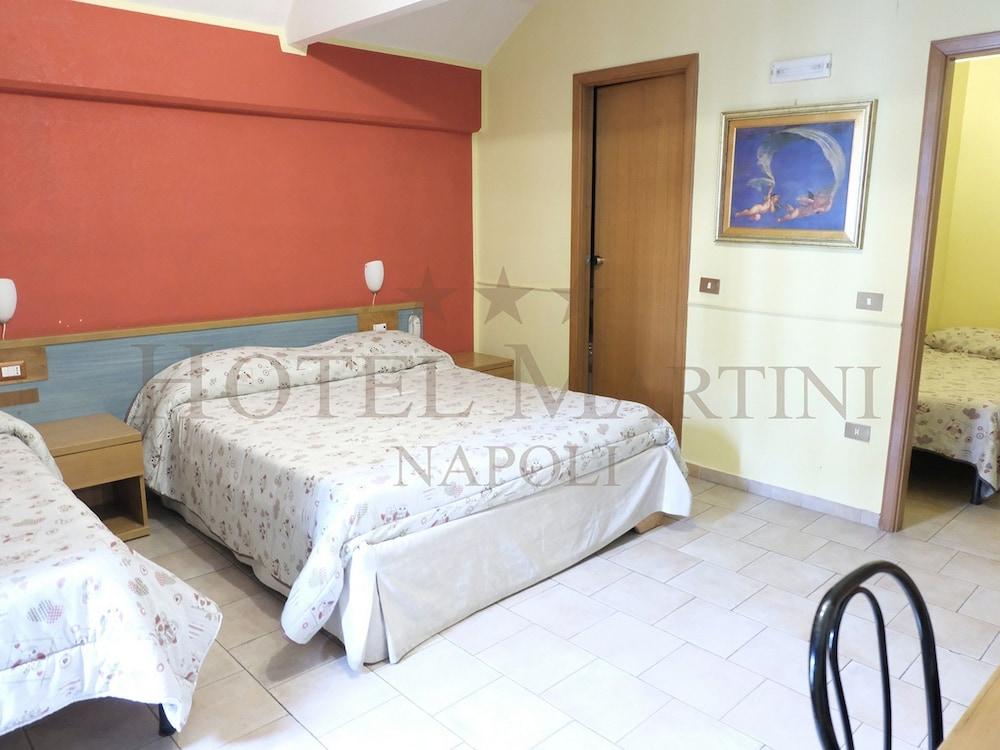 Hotel Martini Casavatore Esterno foto
