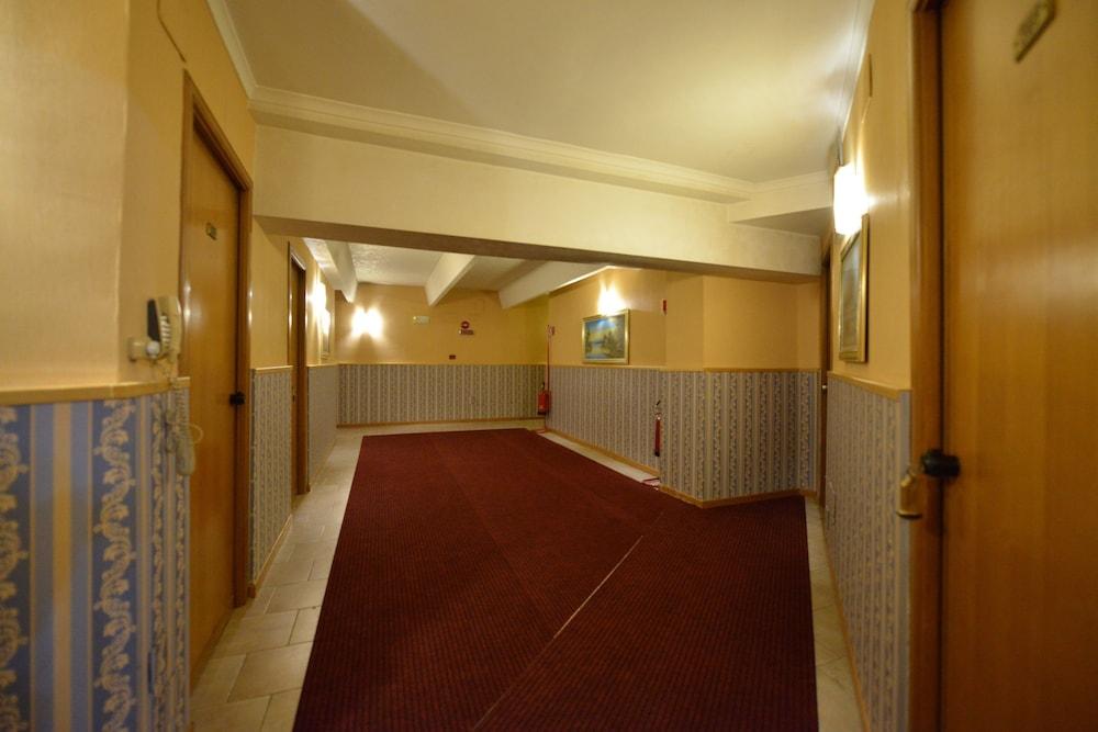 Hotel Martini Casavatore Esterno foto