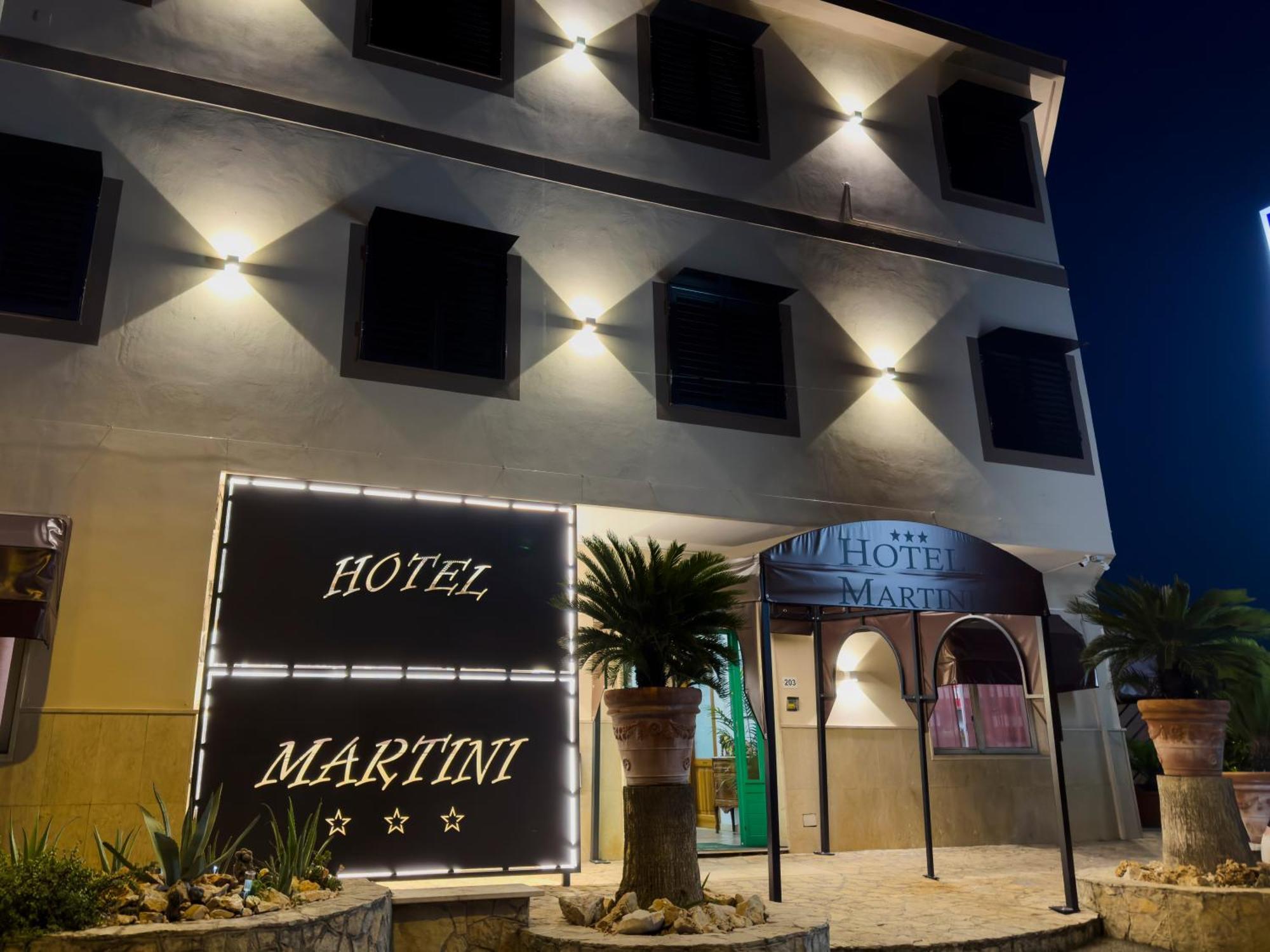 Hotel Martini Casavatore Esterno foto