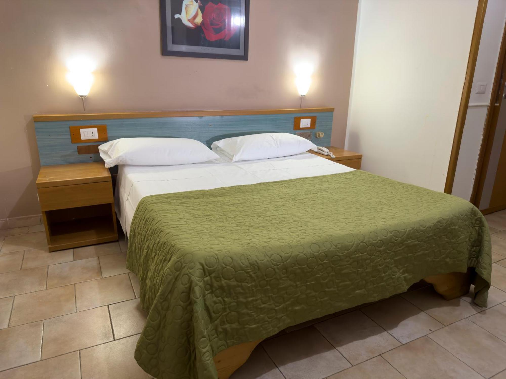 Hotel Martini Casavatore Esterno foto
